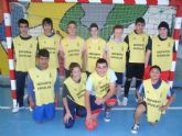 Los equipos de Ftbol Sala cadete masculino del Colegio Reina Sofa y juvenil masculino del IES Prado Mayor participaron en los cuartos de final de la fase intermunicipal de Deporte Escolar