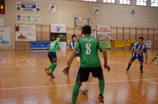 El líder domina el grupo cinco - 5, Foto 5