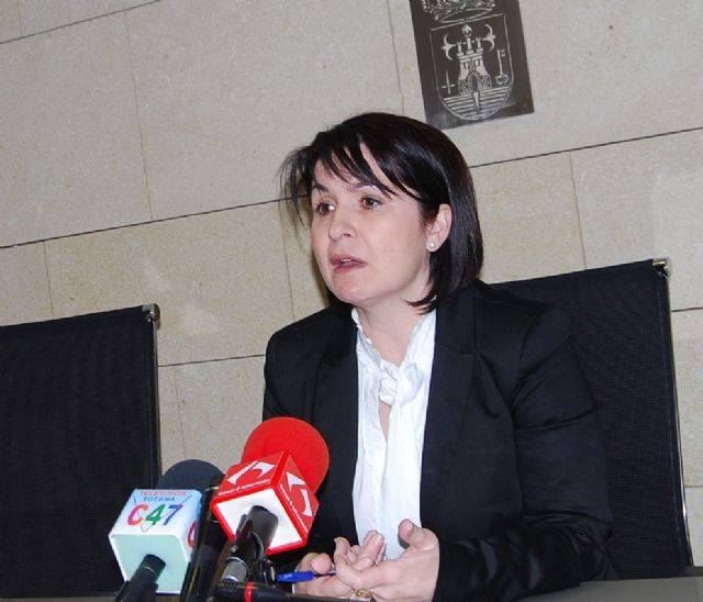 La alcaldesa de Totana realiza una serie de propuestas a la Comisión de Seguridad y Convivencia Ciudadana de la FEMP, Foto 1