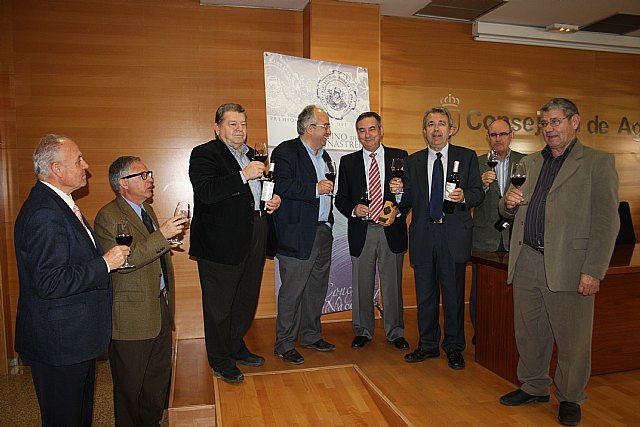 El XII Concurso de la Cofradía del Reino de la Monastrell seleccionará los mejores vinos nacionales elaborados con esta variedad - 1, Foto 1
