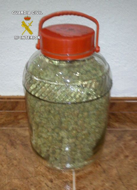 La Guardia Civil y Policía Local detienen a dos personas por tráfico de drogas en Sangonera la Verde-Murcia - 1, Foto 1