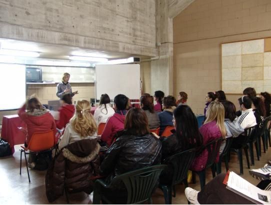 El Ayuntamiento de Lorca organiza un seminario de Soporte Vital Básico y Atención Inicial en Traumatismopara monitores y entrenadores deportivos - 1, Foto 1