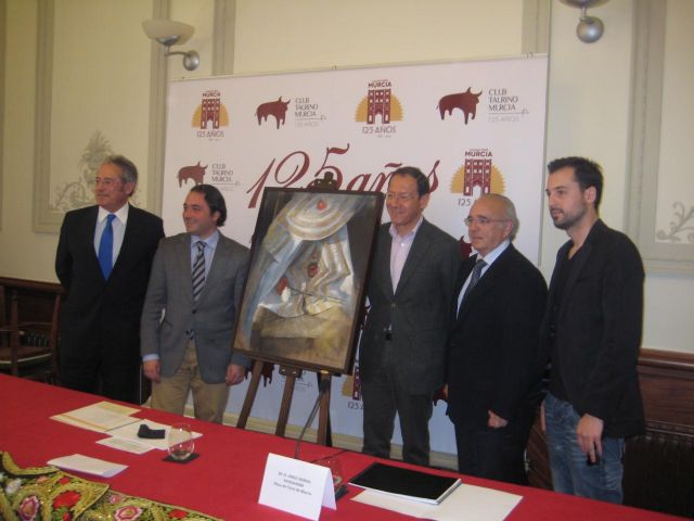 El Alcalde presenta los actos con motivo del 125° aniversario de la Plaza de Toros y el Club Taurino de Murcia - 1, Foto 1
