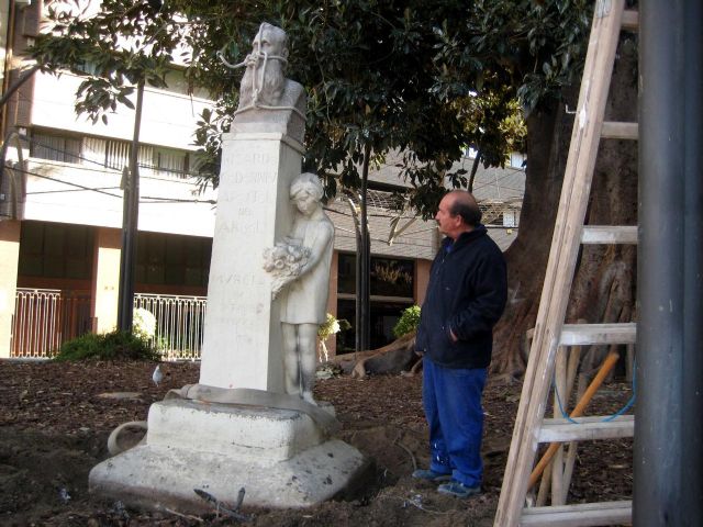 Comienzan los trabajos en Santo Domingo para rehabilitar el monumento a Ricardo Codorniú - 1, Foto 1