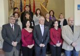 Las mujeres presentan mejores resultados acadmicos que los hombres, segn un informe de la Universidad de Murcia