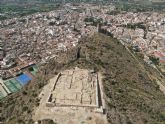 Más de doscientas personas visitan el Cerro del Castillo