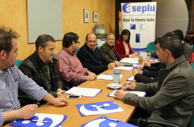 El Alcalde se reúne con la Confederación de Empresarios ASEPLU para planificar medidas que favorezcan el desarrollo empresarial en el municipio - 1, Foto 1