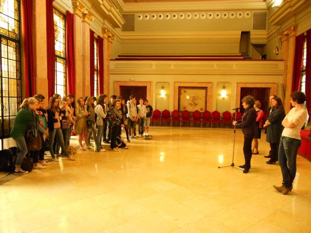 María Dolores Sánchez ofrece una recepción a los estudiantes participantes en el intercambio entre el IES Mariano Baquero y el Lycee Bellevue de Tolouse - 1, Foto 1