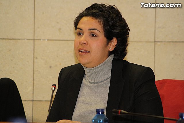 El Grupo Popular presenta una moción en el Pleno de marzo para impulsar un Plan especial para la no discriminación salarial entre hombres y mujeres, Foto 1