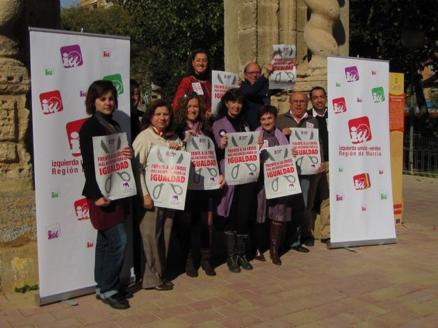 IU-Verdes denuncia que la reforma laboral abrirá más la brecha de la desigualdad - 3, Foto 3