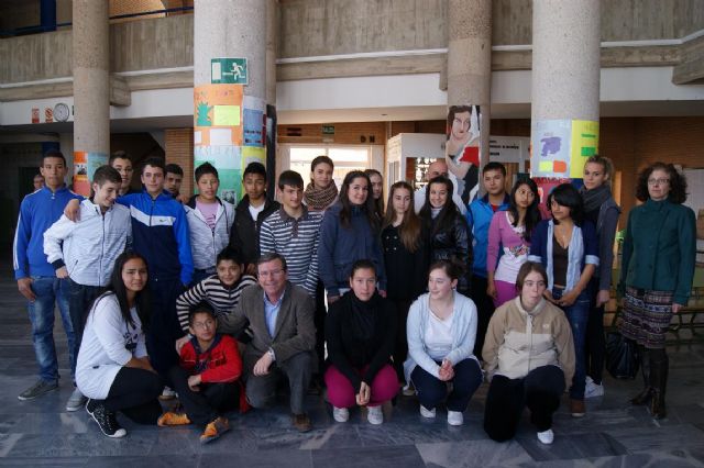 26 alumnos de 3° de Secundaria del IES Príncipe de Asturias crean una cooperativa con el proyecto Empresa Joven Emprendedora - 1, Foto 1