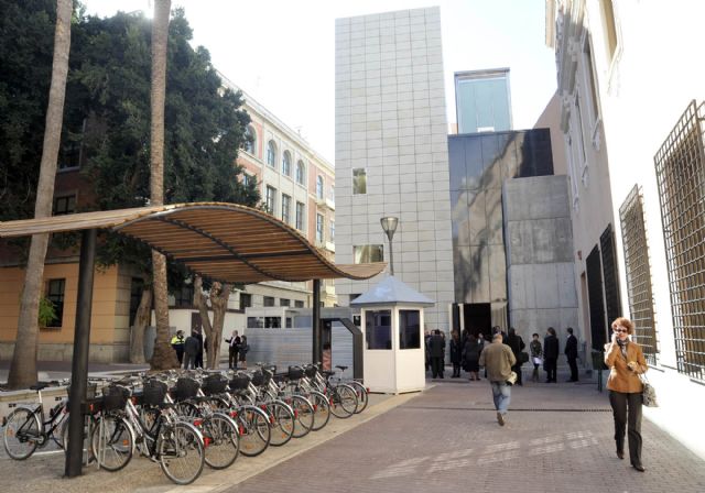 La Universidad de Murcia inaugura la Hemeroteca Clara Campoamor - 2, Foto 2