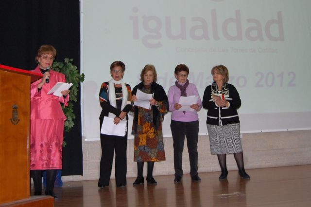 La asociación de mujeres Isabel González torreña invita a cocinar con ellas - 3, Foto 3