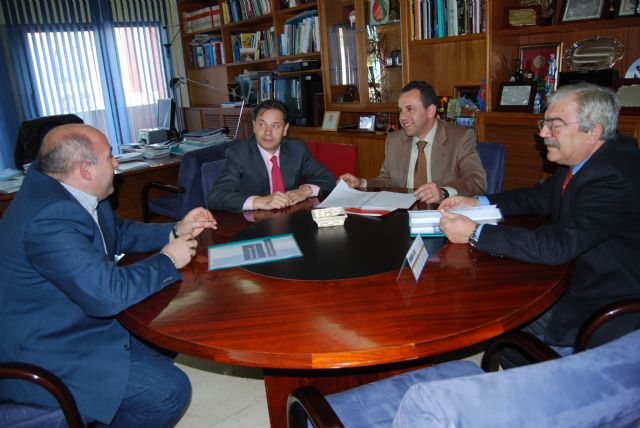 El Director General de Administración Local se reúne con el Alcalde de Bullas - 2, Foto 2