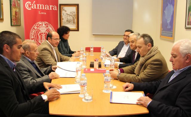 El Ayuntamiento y la Cámara de Comercio colaborarán en el diseño de un nuevo Plan para el Fomento del Comercio en Puerto Lumbreras - 1, Foto 1