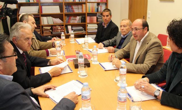 El Ayuntamiento y la Cámara de Comercio colaborarán en el diseño de un nuevo Plan para el Fomento del Comercio en Puerto Lumbreras - 2, Foto 2