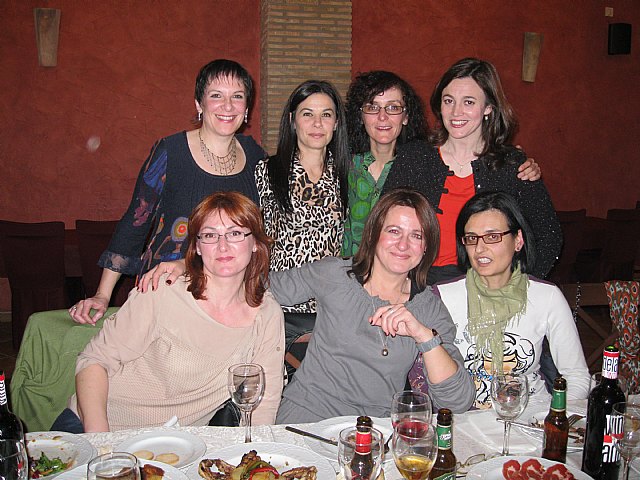 Las alumnas de la promocin 1984-1985 del Colegio 