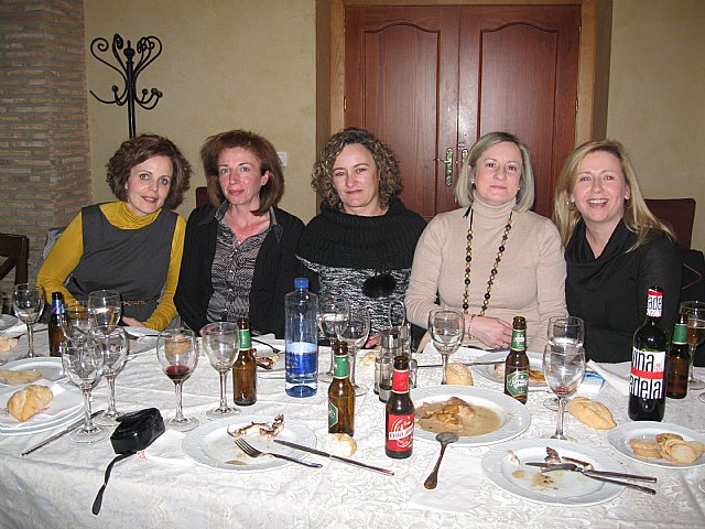 Las alumnas de la promocin 1984-1985 del Colegio 