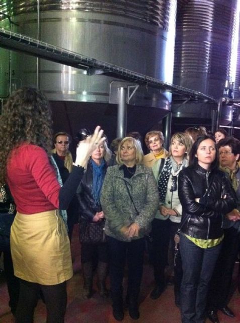 La Semana de la Mujer de Las Torres de Cotillas concluye con un viaje a Yecla - 2, Foto 2