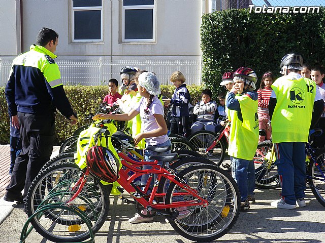 La concejala de Seguridad Ciudadana y Emergencias retoma el programa de Educacin Vial - 9