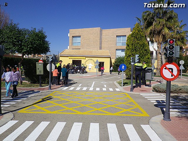 La concejala de Seguridad Ciudadana y Emergencias retoma el programa de Educacin Vial - 19