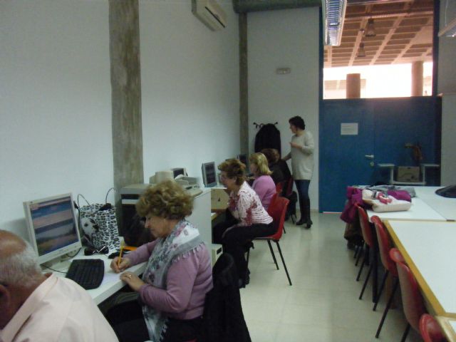 La Universidad Popular forma a futuros bloggers - 1, Foto 1