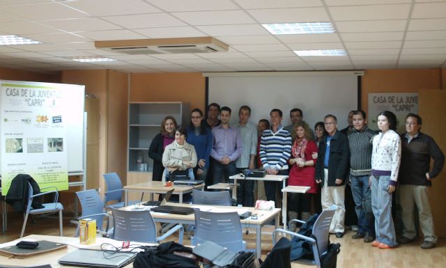 AJE imparte en Águilas un taller sobre los blogs de empresa - 1, Foto 1