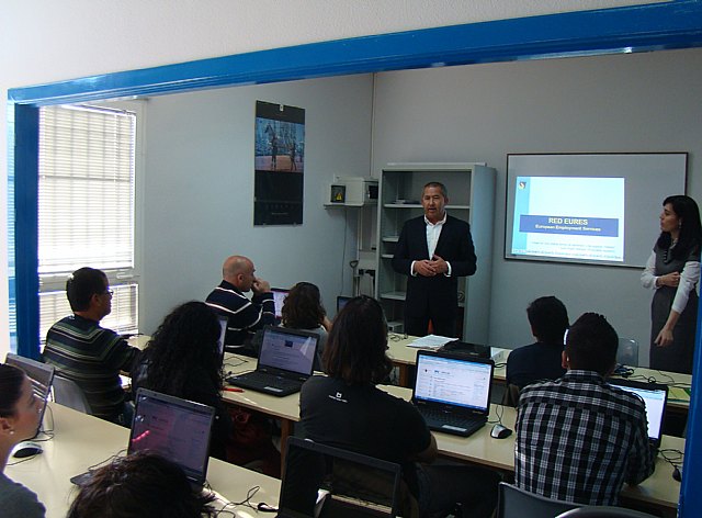 Empleo imparte un taller sobre búsqueda de empleo en Europa - 1, Foto 1