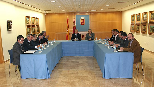 Valcárcel mediará ante Agricultura y Exteriores para garantizar que se cumplan los precios y cupos de referencia del acuerdo con Marruecos - 1, Foto 1