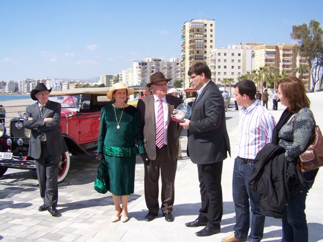 Águilas recibe a los integrantes del III Rally de Autos Clásicos y Antiguos de Murcia - 2, Foto 2