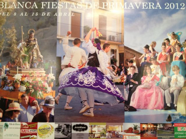 La romería, las carrozas y la ofrenda floral a San Roque ilustran el cartel de las Fiestas de Primavera - 2, Foto 2