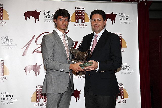 La Comunidad destaca la labor de la Escuela Taurina de Murcia en su 125 aniversario - 2, Foto 2