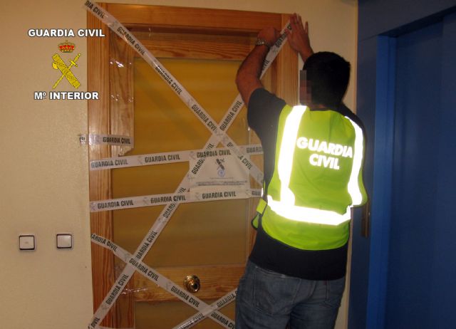 La Guardia Civil detiene en Santomera a una banda responsable de varios robos en viviendas - 1, Foto 1