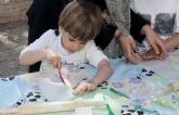 Los talleres de Puerto de Culturas entretienen a los niños durante el Puente de San José