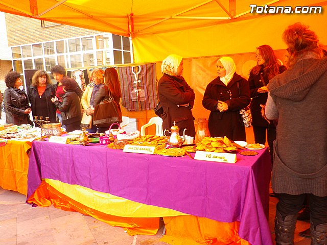 Ms de trescientos escolares participan en las actividades del Da contra el Racismo - 5