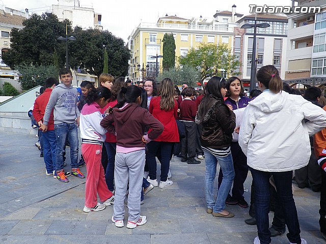 Ms de trescientos escolares participan en las actividades del Da contra el Racismo - 15