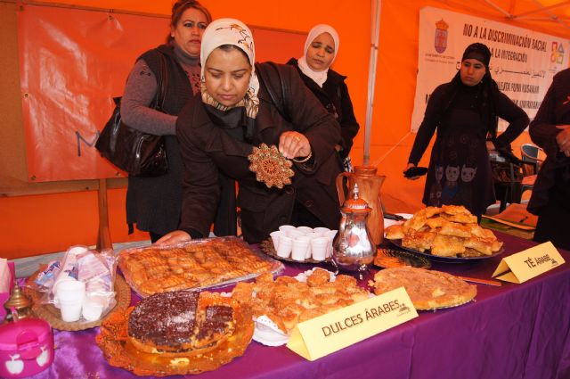 Más de trescientos escolares participan en las actividades del Día contra el Racismo, Foto 2