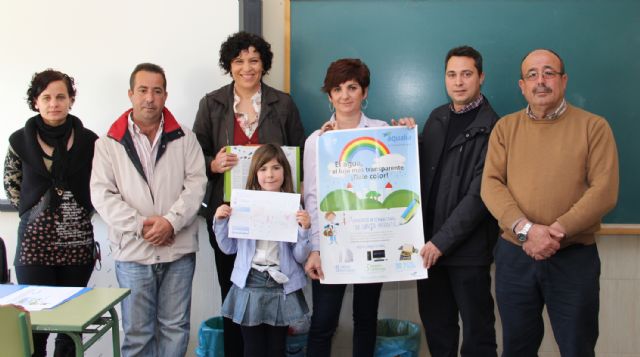 El Ayuntamiento de Puerto Lumbreras y Aqualia entregan los premios del Concurso Internacio?nal de Dibujo Infantil sobre agua - 1, Foto 1