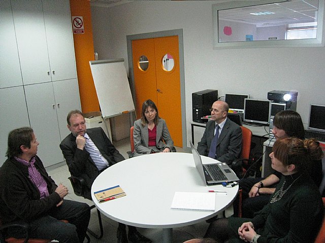 La Comunidad colabora con la Fundación Secretariado Gitano para la inserción social y laboral de este colectivo - 2, Foto 2