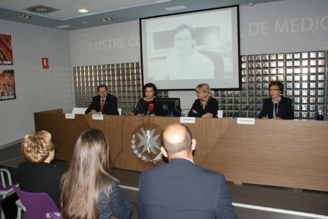 Los médicos piden tolerancia cero ante la violencia contra el personal sanitario - 1, Foto 1