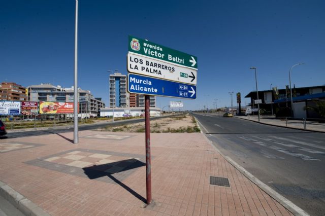La avenida de Víctor Beltrí, en rótulos - 1, Foto 1