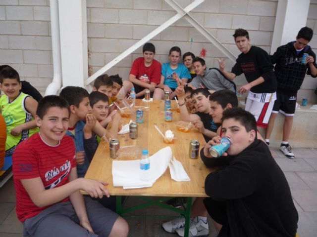 Más de 60 jóvenes participan en la fiesta del baloncesto del CB Las Torres - 5, Foto 5