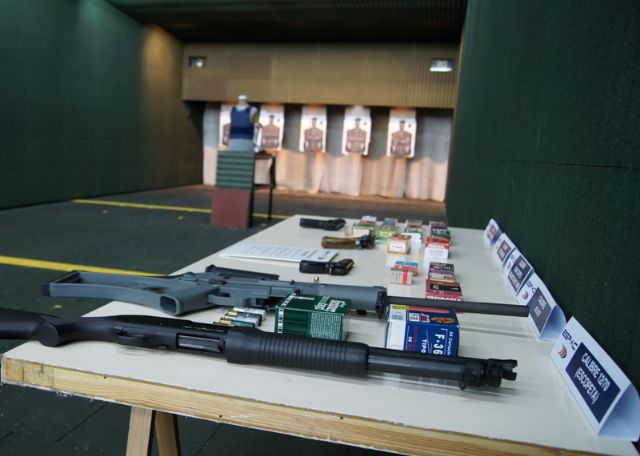 La Policía Local prueba los nuevos chalecos antibala - 4, Foto 4