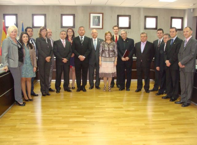 Fray Francisco Martínez alaba la Semana Santa pinatarense como expresión de la Fe - 2, Foto 2