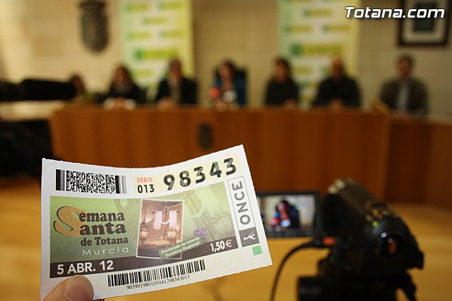 Cinco millones de cupones de la ONCE ilustran el prximo Jueves Santo la Semana Santa de Totana, declarada de Inters Turstico Tegional - 5