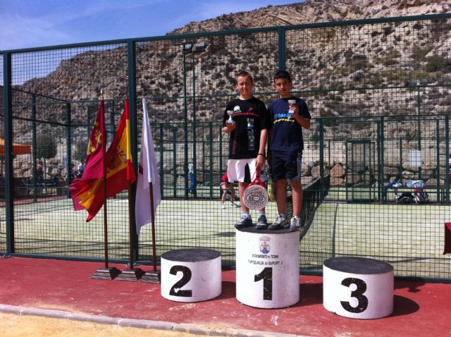 Rcord de participacin con cerca de 60 parejas inscritas en el II torneo de pdel Semana Santa 2012 - 1