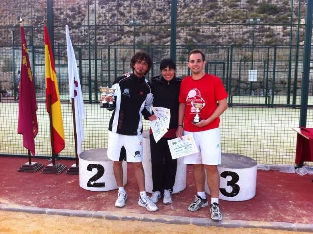 Rcord de participacin con cerca de 60 parejas inscritas en el II torneo de pdel Semana Santa 2012 - 14