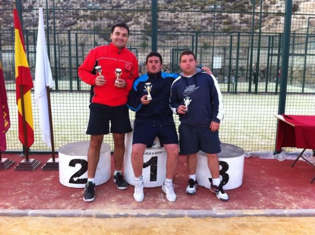 Rcord de participacin con cerca de 60 parejas inscritas en el II torneo de pdel Semana Santa 2012 - 15