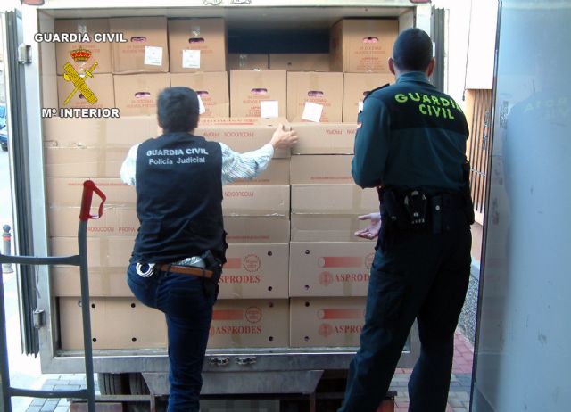 La Guardia Civil esclarece un elevado fraude a un centro benéfico de Purias-Lorca - 1, Foto 1