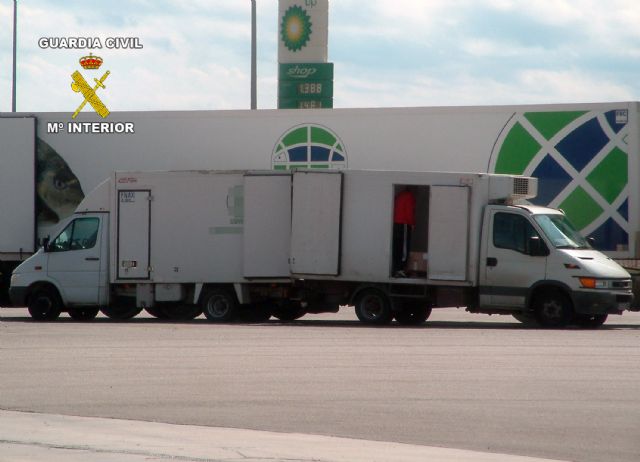 La Guardia Civil esclarece un elevado fraude a un centro benéfico de Purias-Lorca - 3, Foto 3